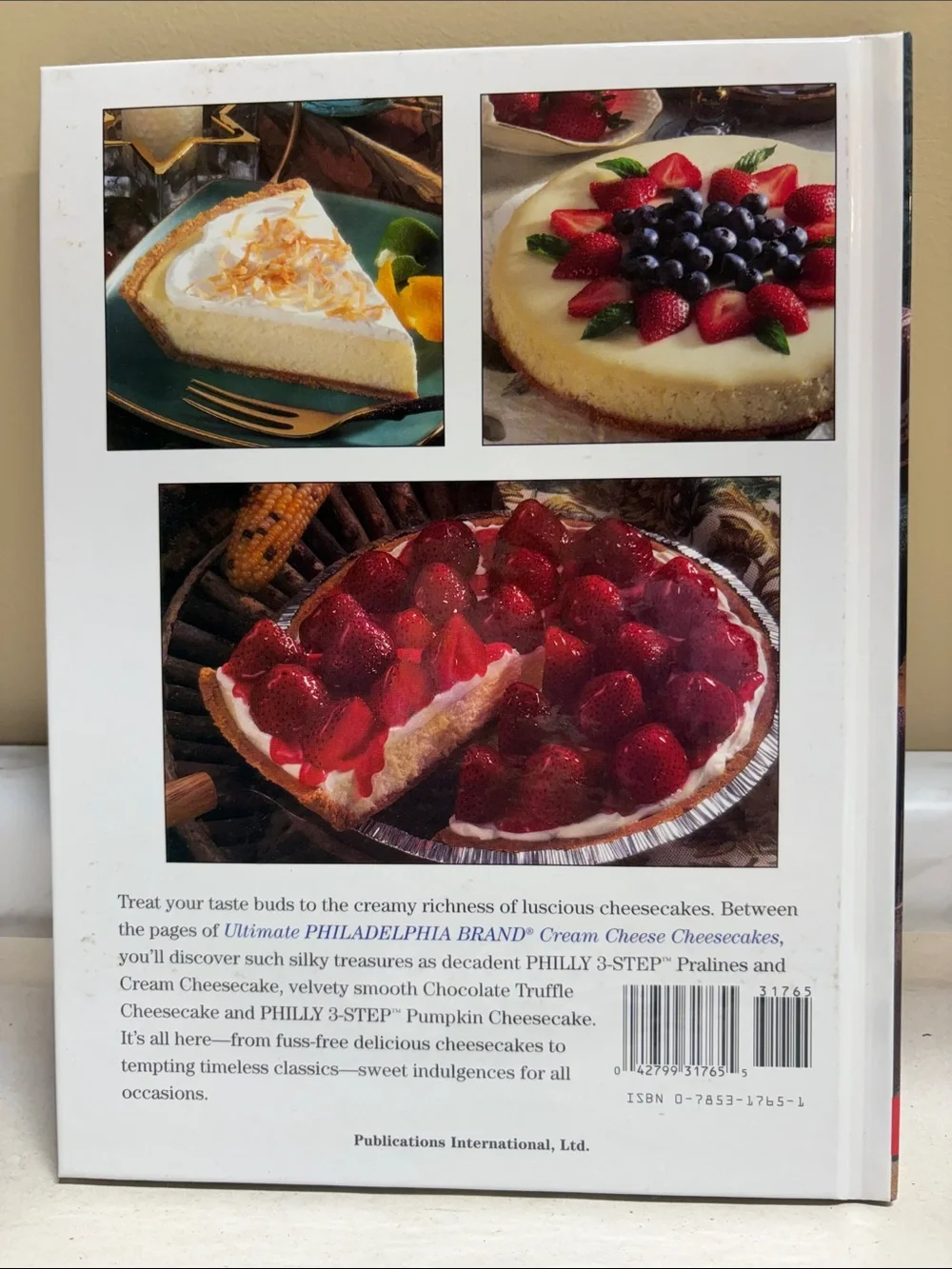 Kraft Philadelphia Cream Cheese Ultimate Cheesecakes Cookbook - Yellow